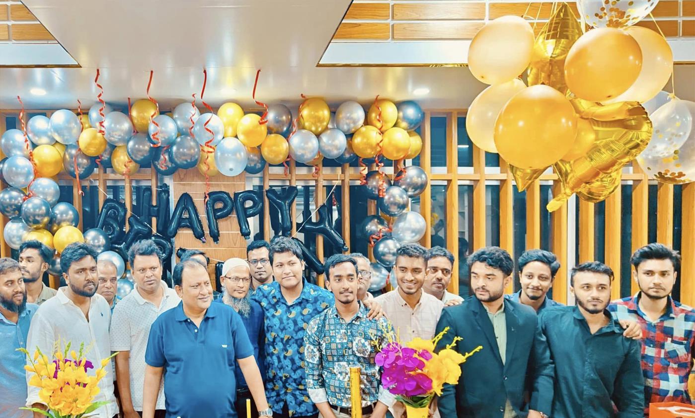 The Minar Group team